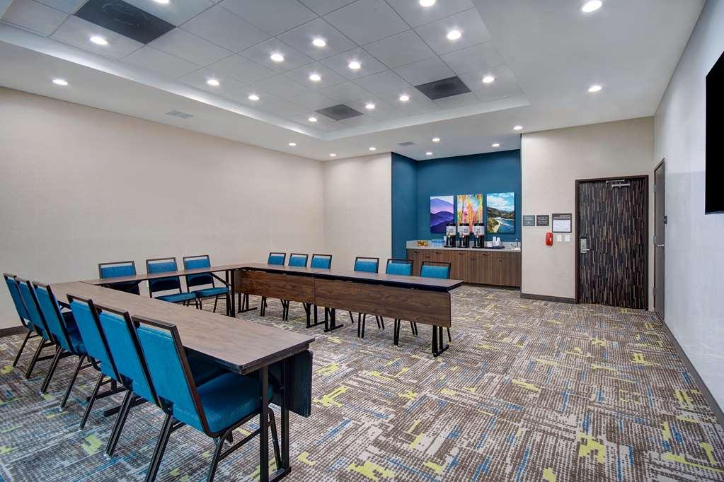 Hampton Inn & Suites Ontario Rancho Cucamonga Instalações foto